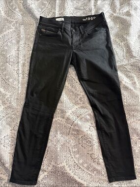 GAP 1969 Black Women's Skinny Legging Jeans with back calf zipper - 26p